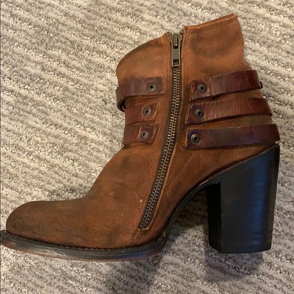 FreeBird Blaze Booties Size 8 - Picture 2 of 6